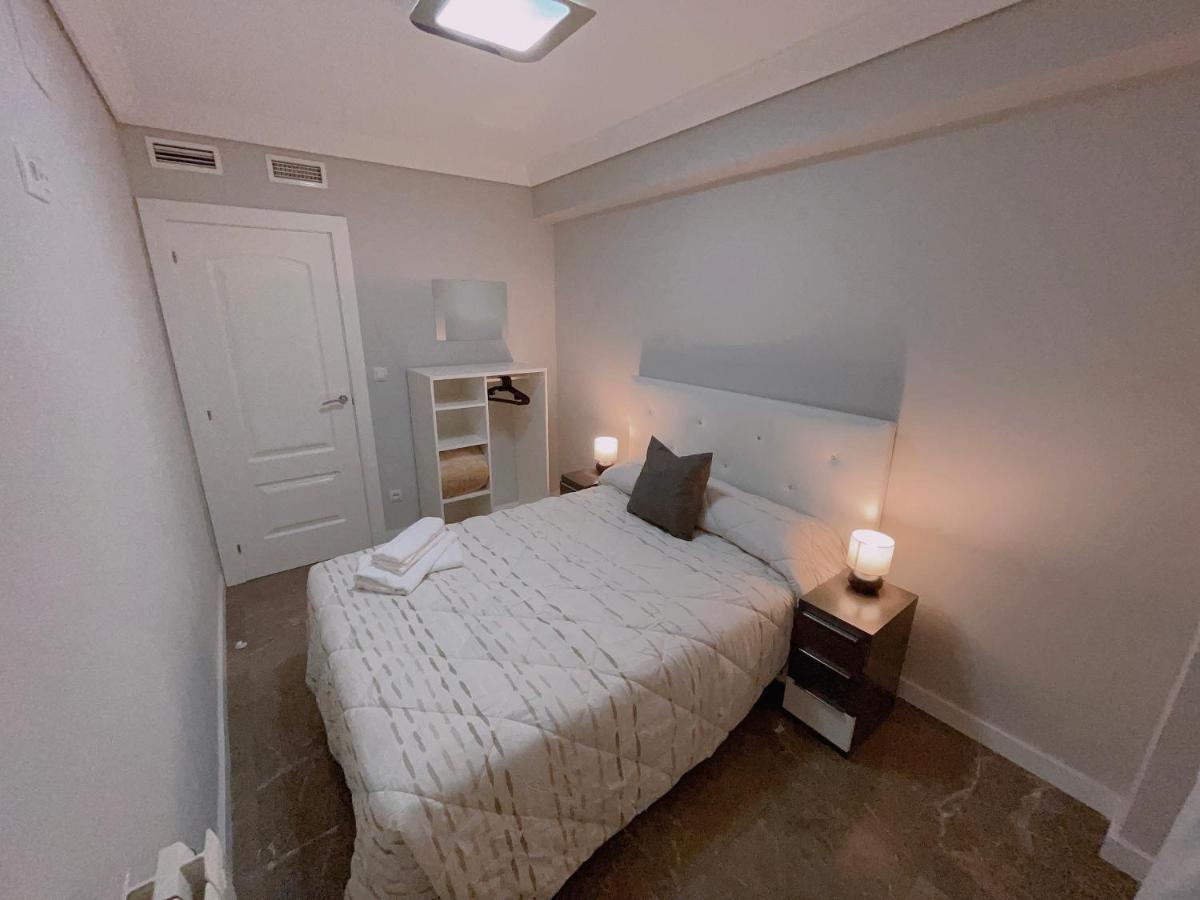 Apartamento Piso Atares Zaragoza Exterior foto